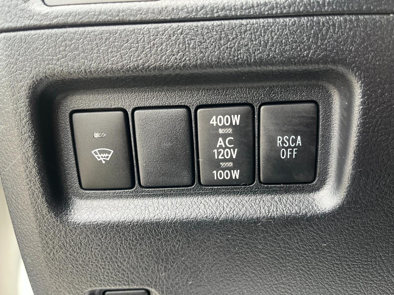 Toyota 4Runner 4WD 4dr V6 Limited (Natl) 2013