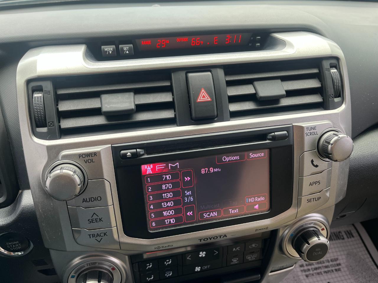 Toyota 4Runner 4WD 4dr V6 Limited (Natl) 2013