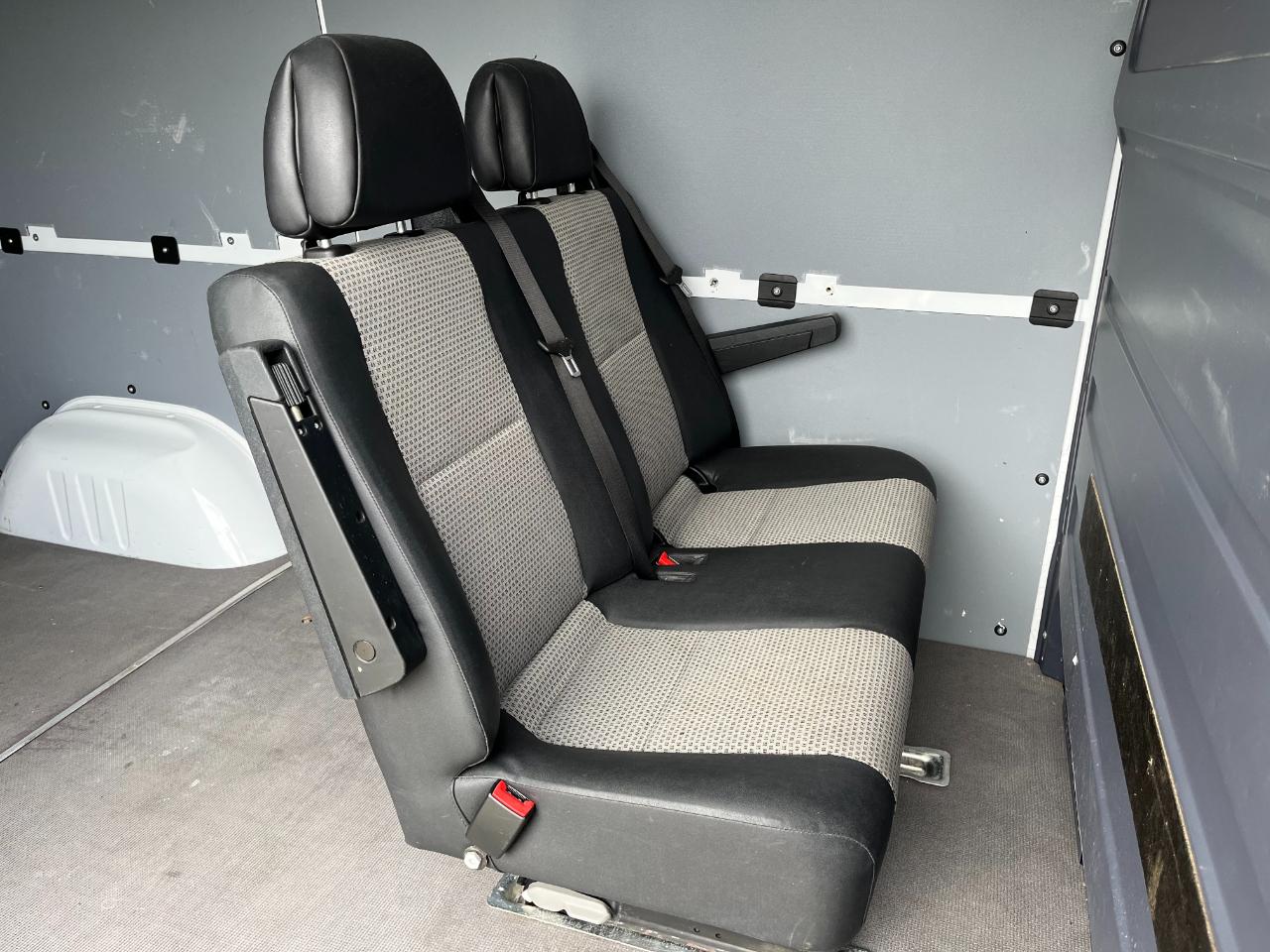 Mercedes-Benz Sprinter 2500 144-in. WB 2015