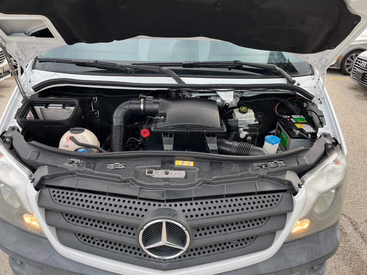 Mercedes-Benz Sprinter 2500 144-in. WB 2015