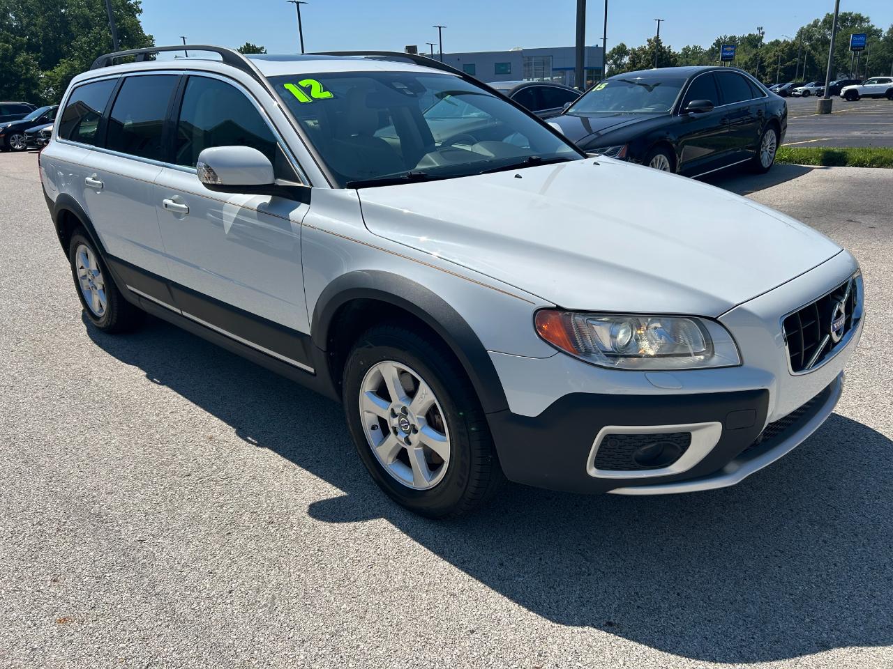Volvo XC70 4dr Wgn 3.2L Premier Plus 2012