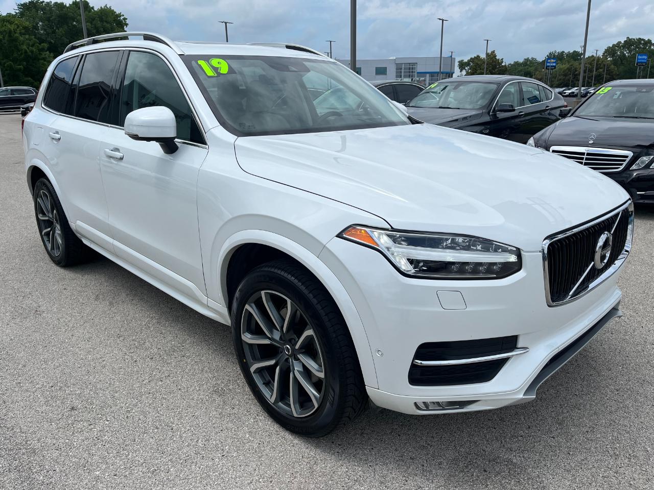 Volvo XC90 T6 Momentum AWD 2019