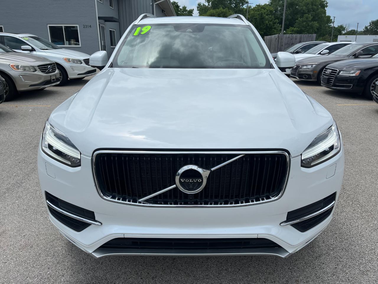 Volvo XC90 T6 Momentum AWD 2019