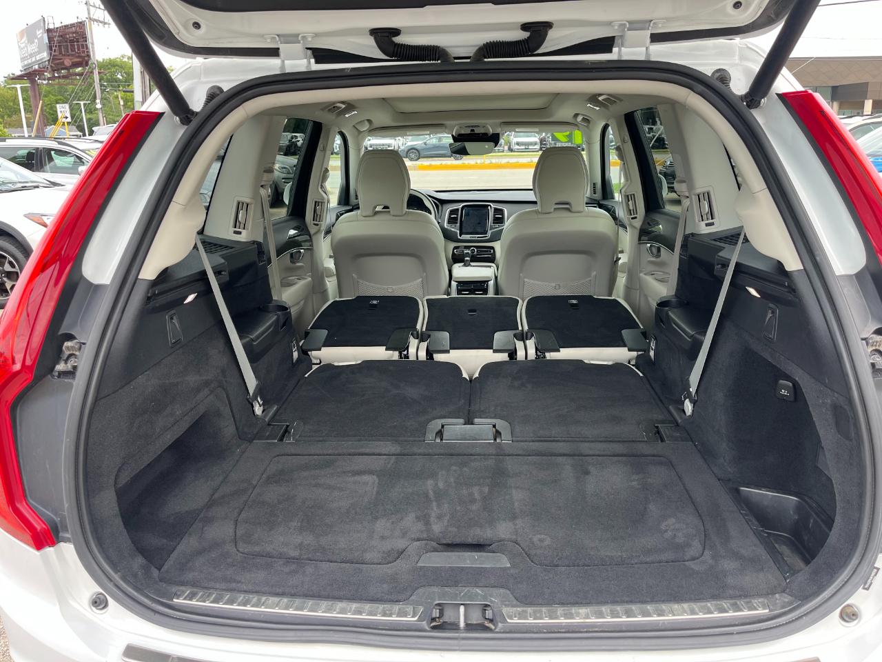 Volvo XC90 T6 Momentum AWD 2019