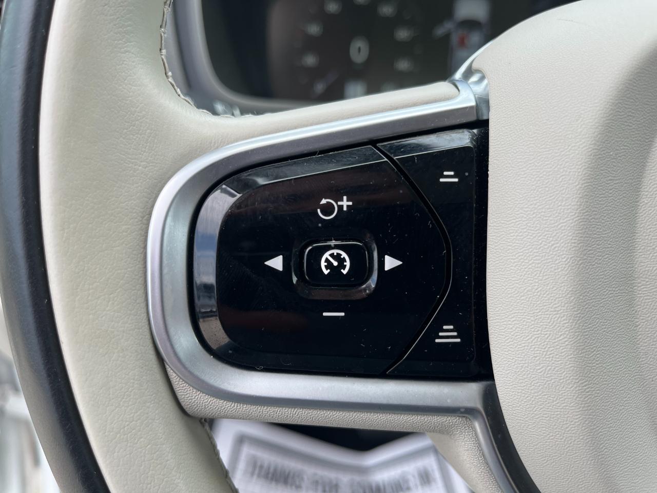 Volvo XC90 T6 Momentum AWD 2019