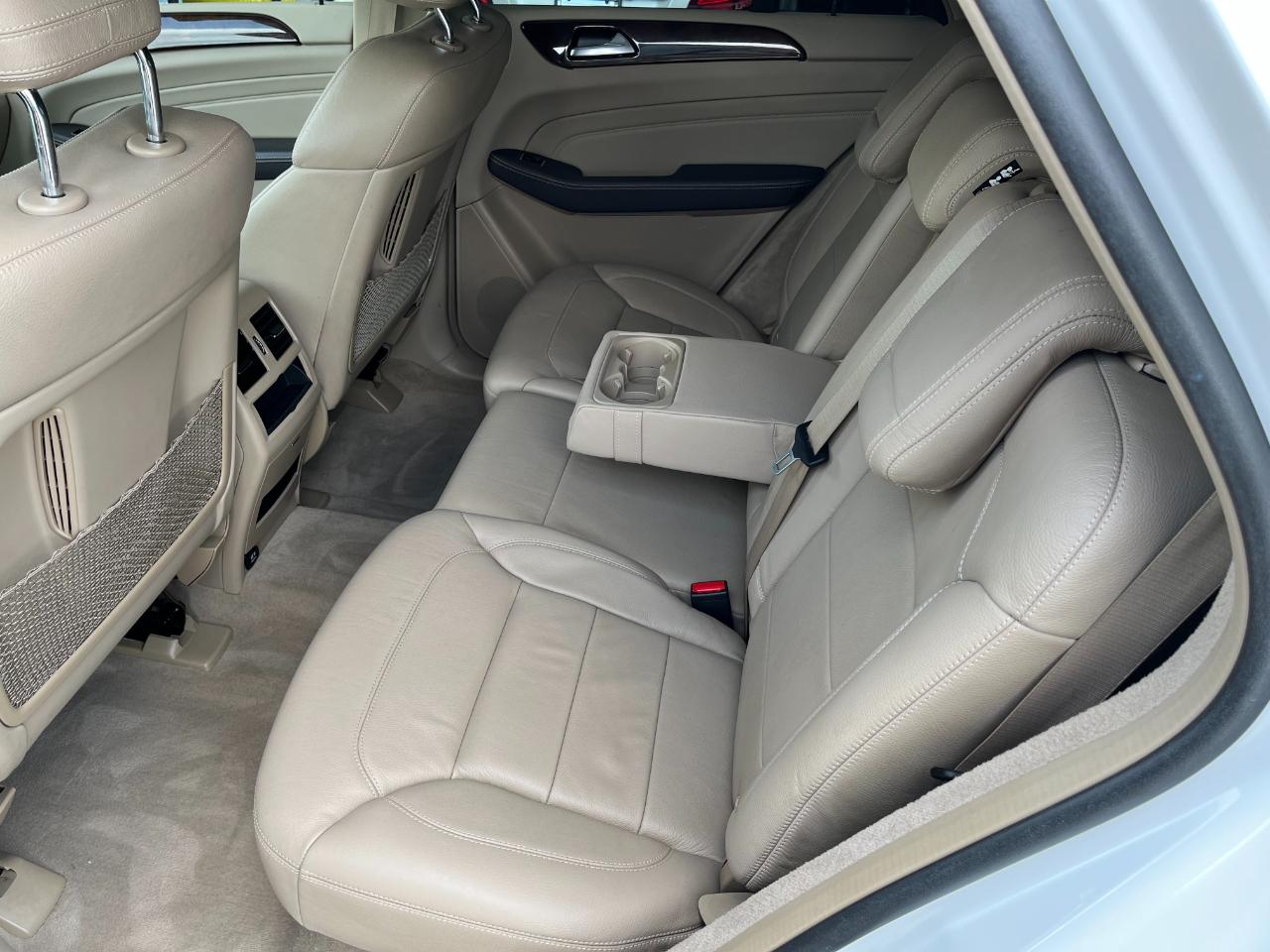 Mercedes-Benz M-Class ML250 BlueTEC 4MATIC 2015