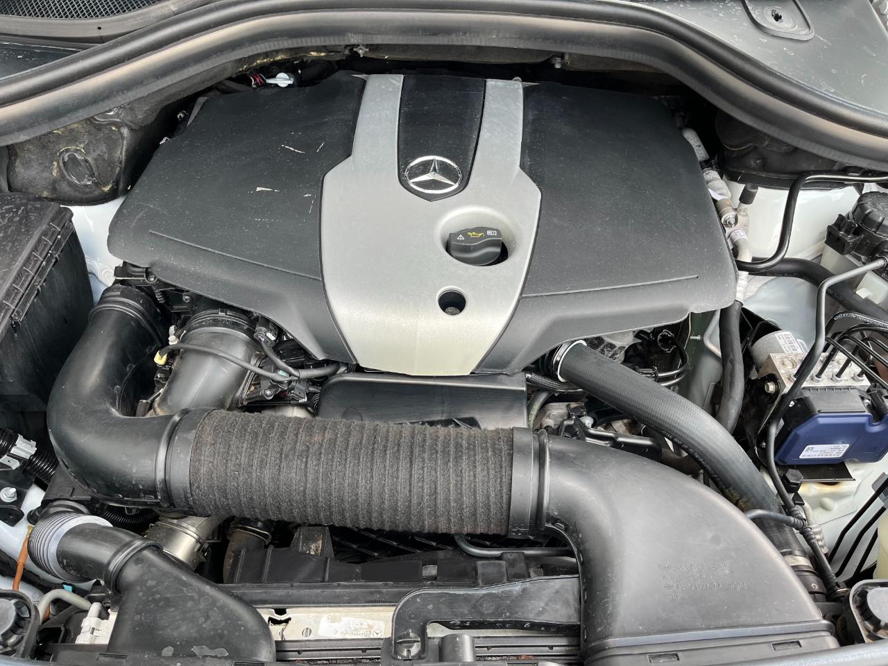 Mercedes-Benz M-Class ML250 BlueTEC 4MATIC 2015
