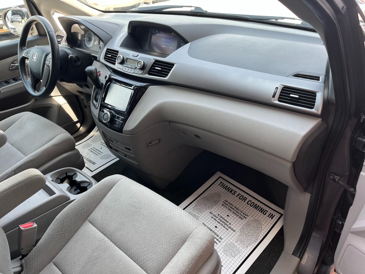 Honda Odyssey SE 2017