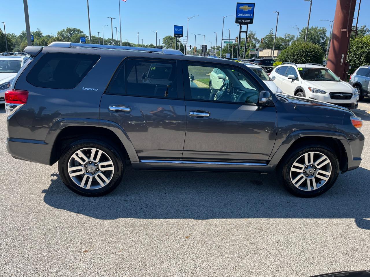 Toyota 4Runner SR5 4WD 2013