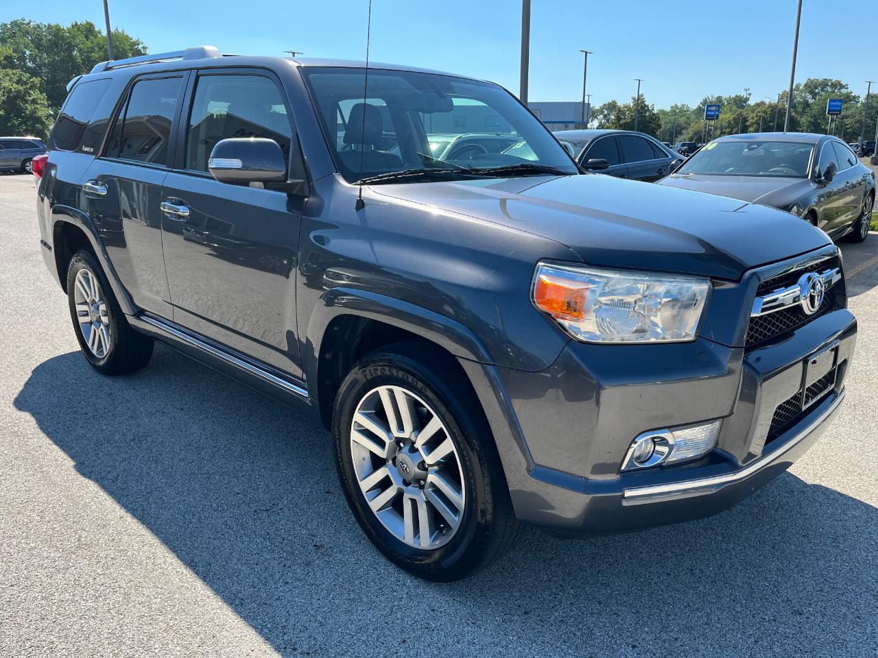 Toyota 4Runner SR5 4WD 2013
