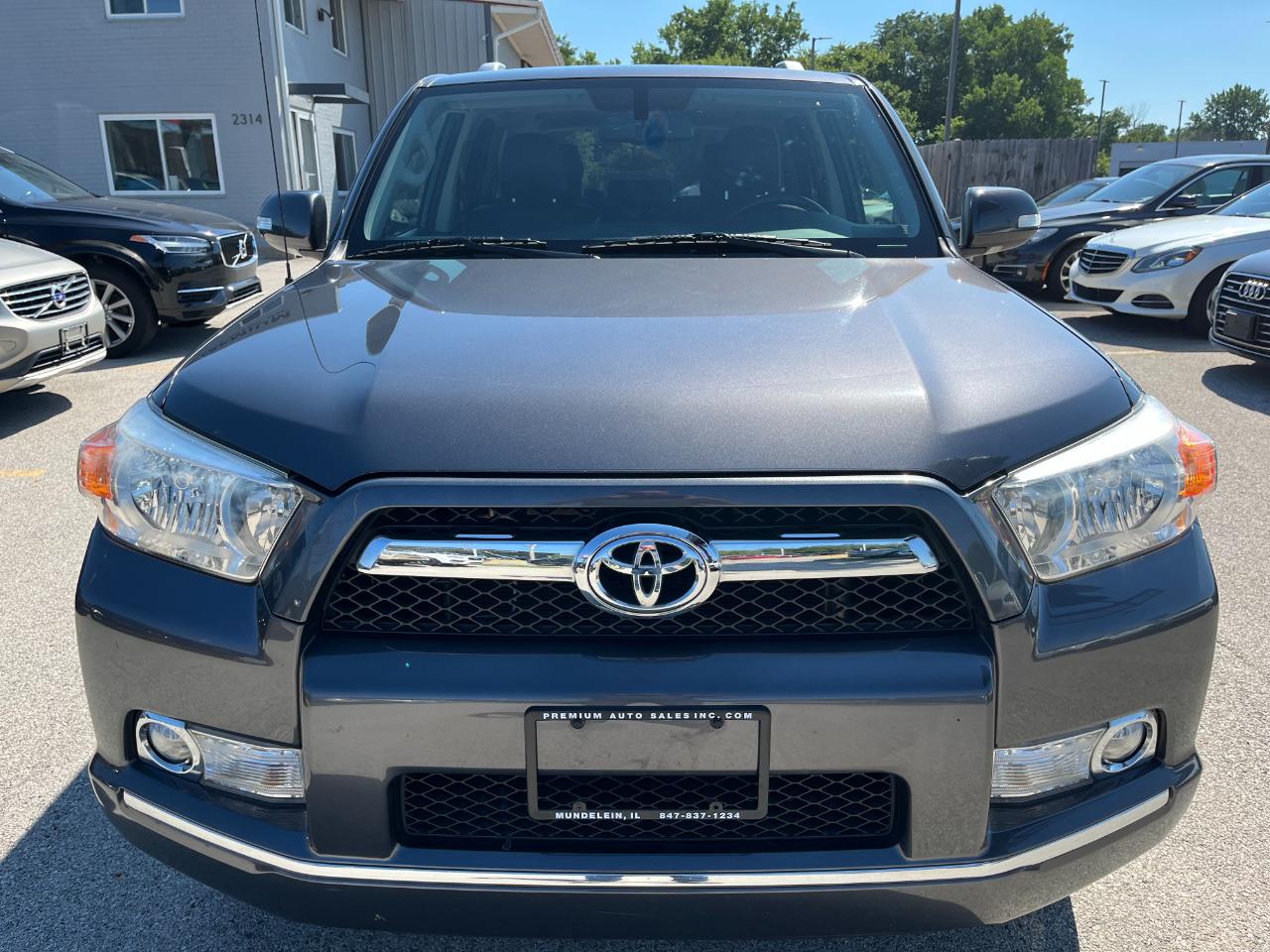 Toyota 4Runner SR5 4WD 2013