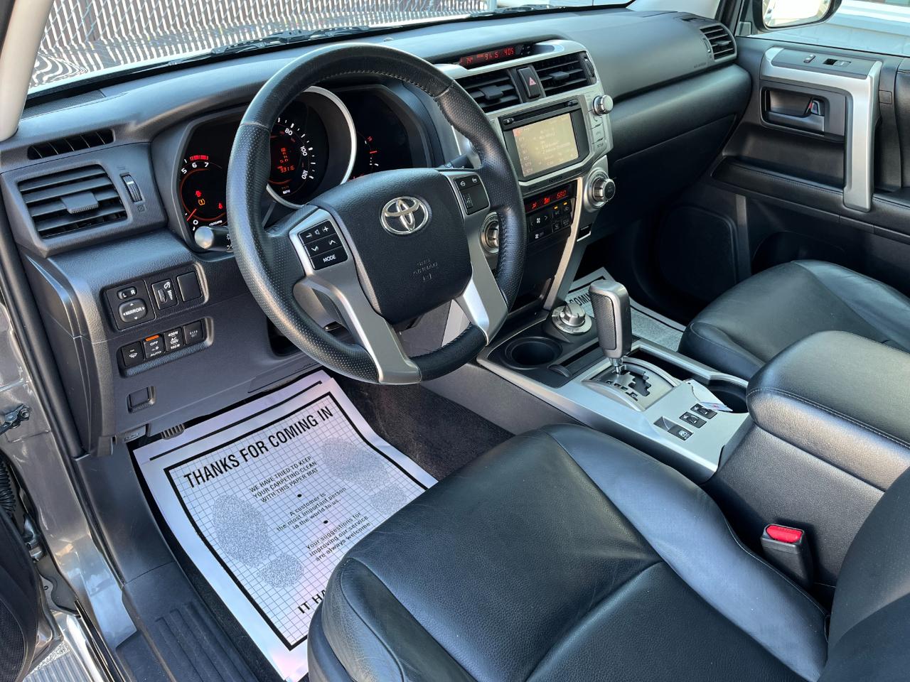 Toyota 4Runner SR5 4WD 2013