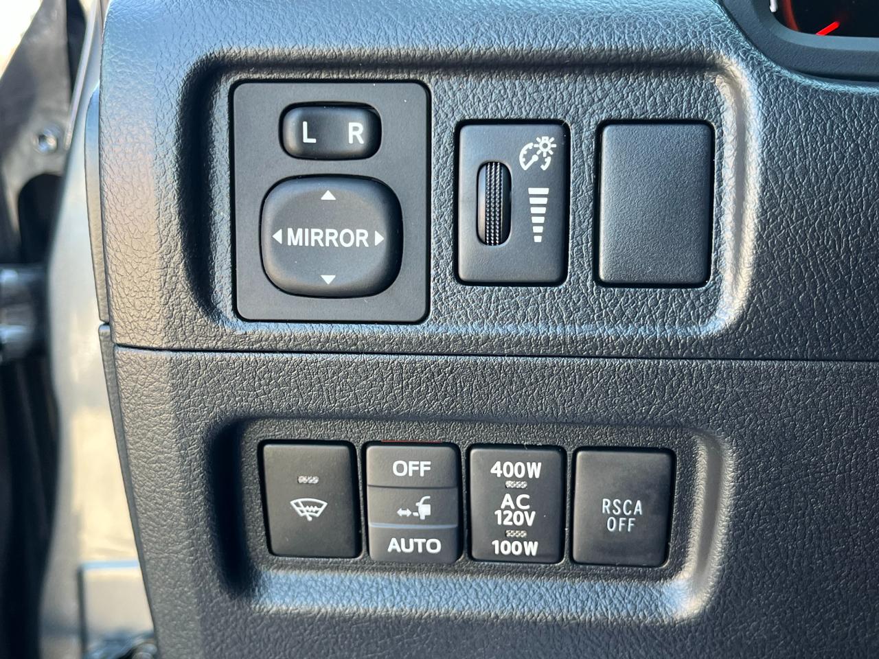 Toyota 4Runner SR5 4WD 2013