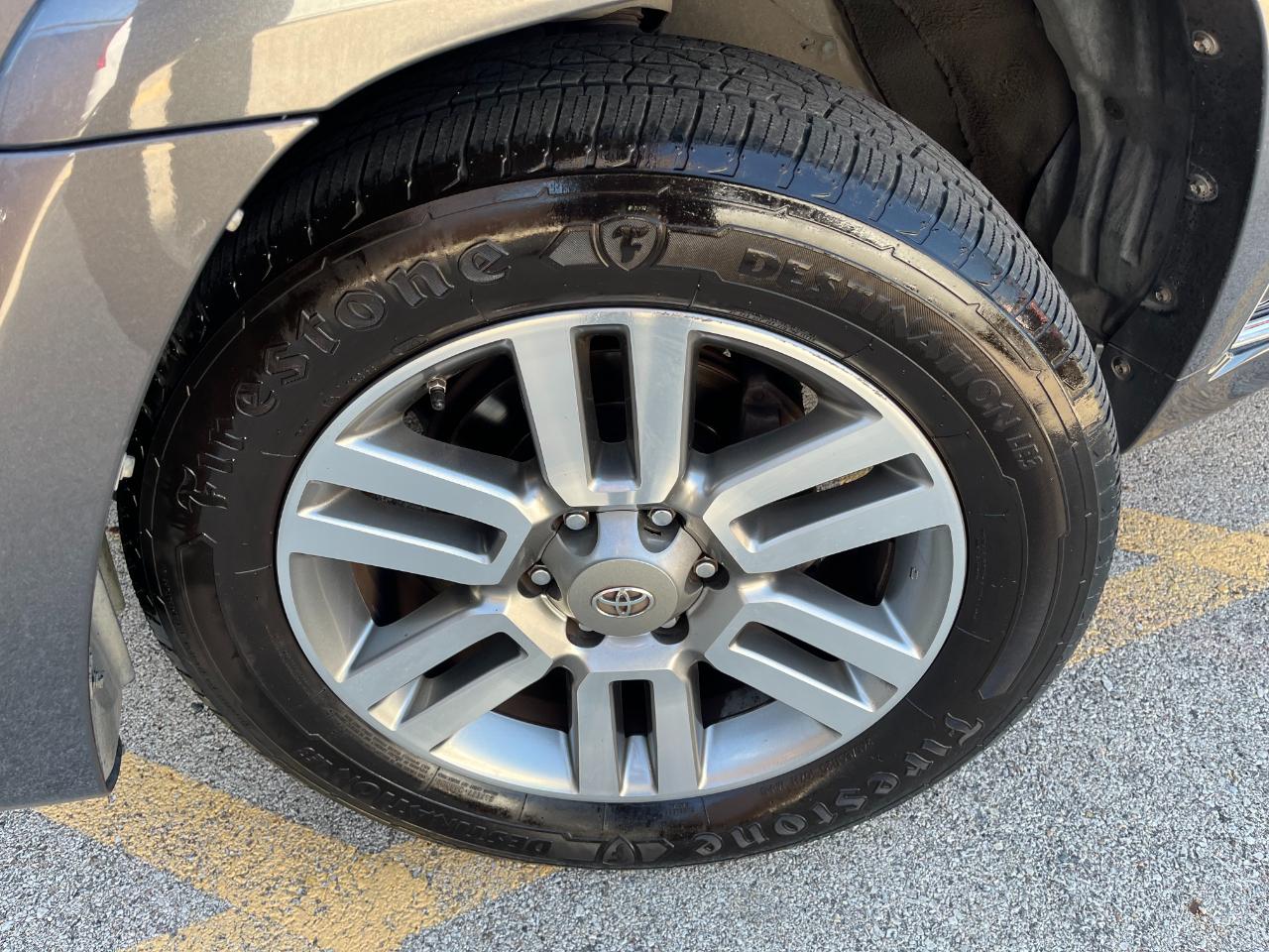 Toyota 4Runner SR5 4WD 2013