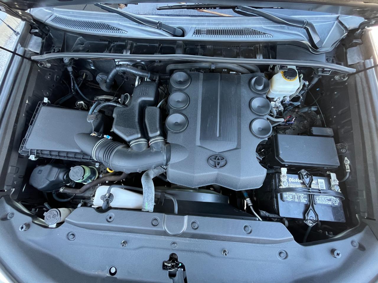 Toyota 4Runner SR5 4WD 2013