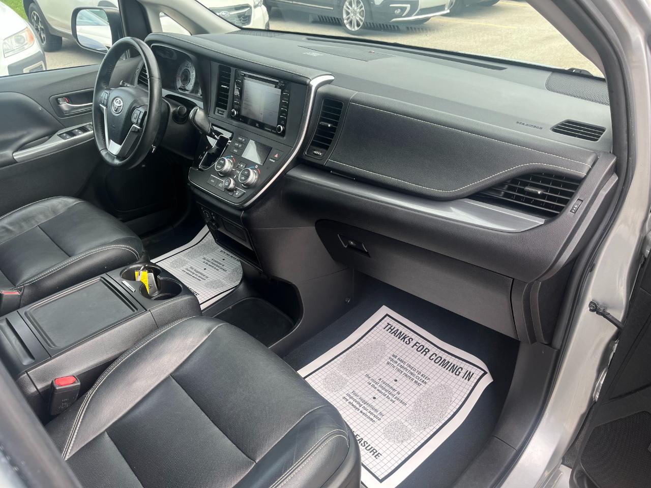 Toyota Sienna SE 8-Passenger 2019
