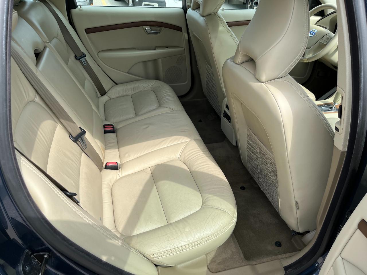 Volvo XC70 3.2 2010