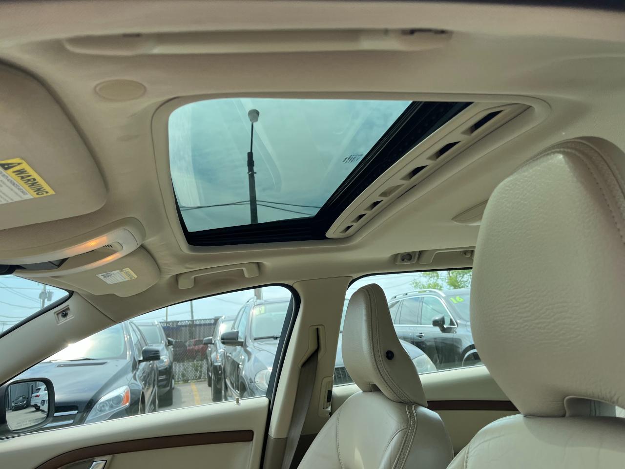 Volvo XC70 3.2 2010