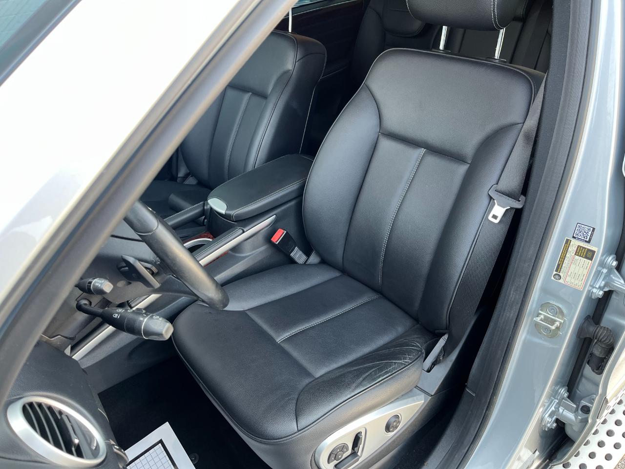 Mercedes-Benz GL-Class GL350 BlueTEC 2011