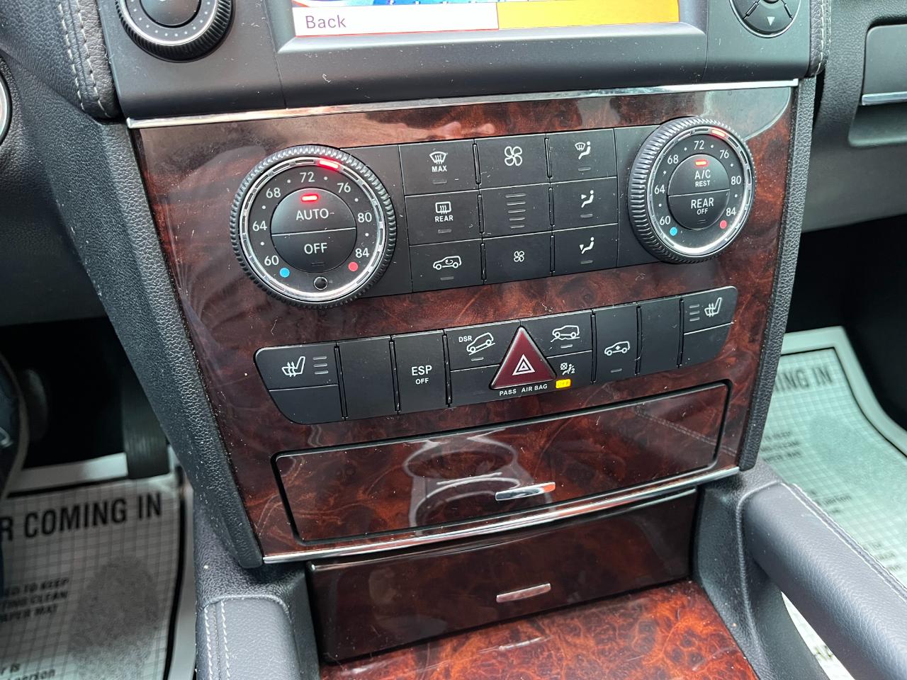 Mercedes-Benz GL-Class GL350 BlueTEC 2011