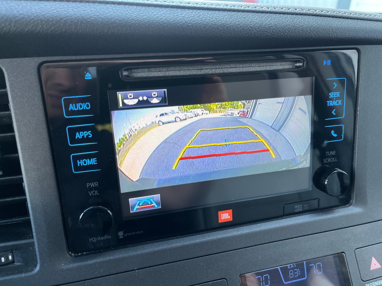 Toyota Sienna Limited Premium FWD 7-Passenger (Natl) 2015