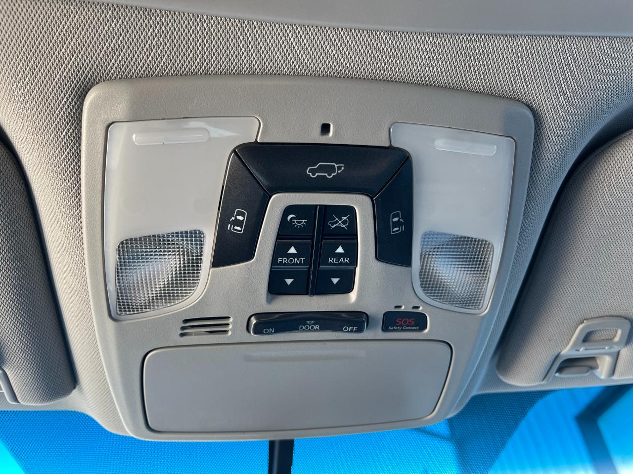 Toyota Sienna Limited Premium FWD 7-Passenger (Natl) 2015