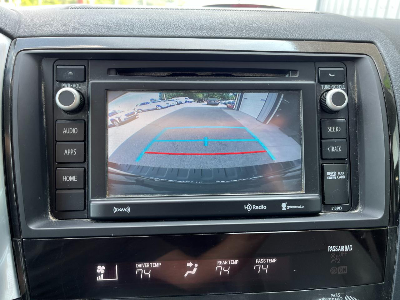 Toyota Sequoia SR5 5.7L 4WD 2018