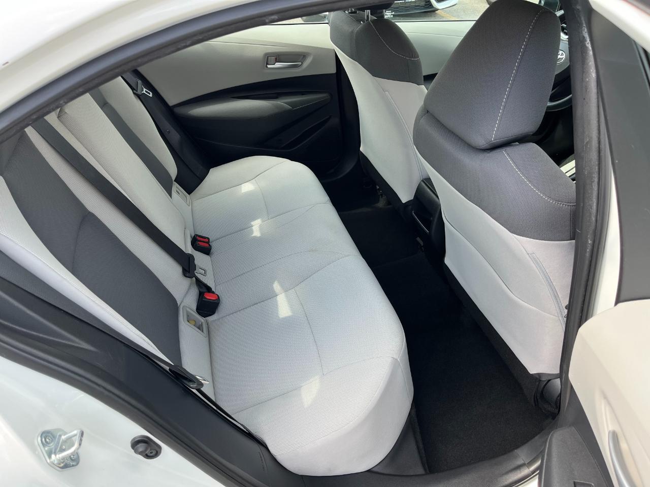 Toyota Corolla LE 2021