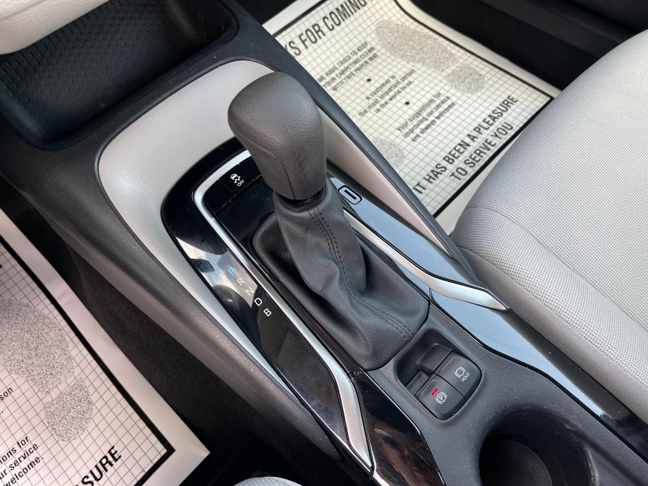 Toyota Corolla LE 2021