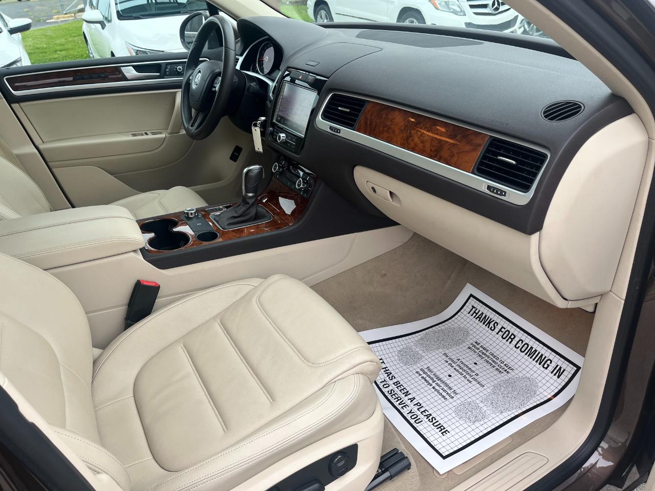 Volkswagen Touareg 4dr TDI Lux 2013
