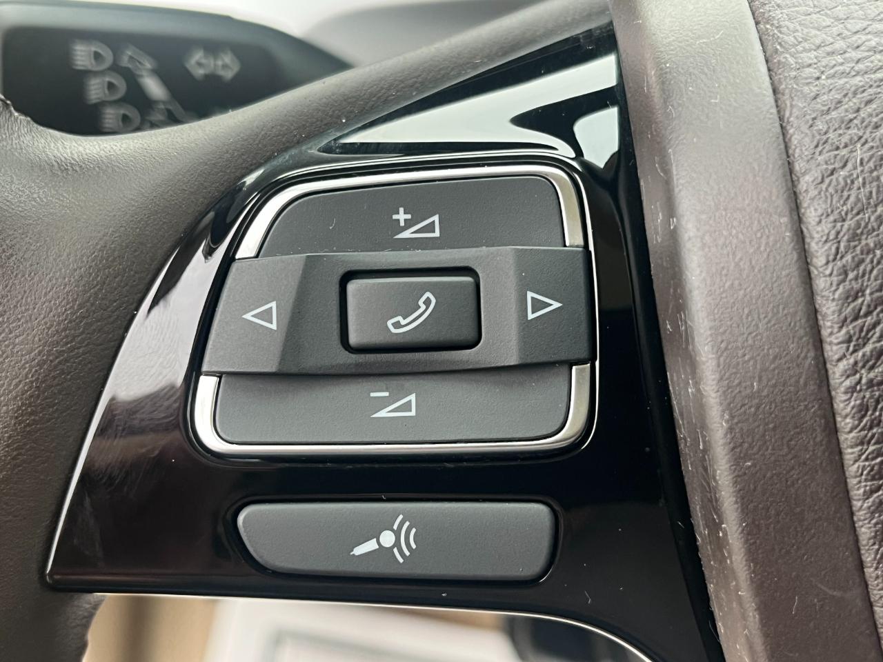 Volkswagen Touareg 4dr TDI Lux 2013