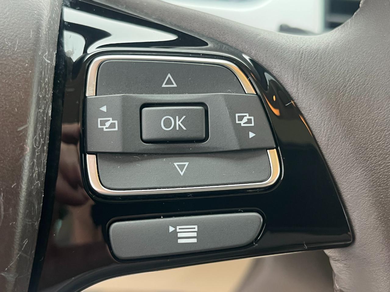 Volkswagen Touareg 4dr TDI Lux 2013