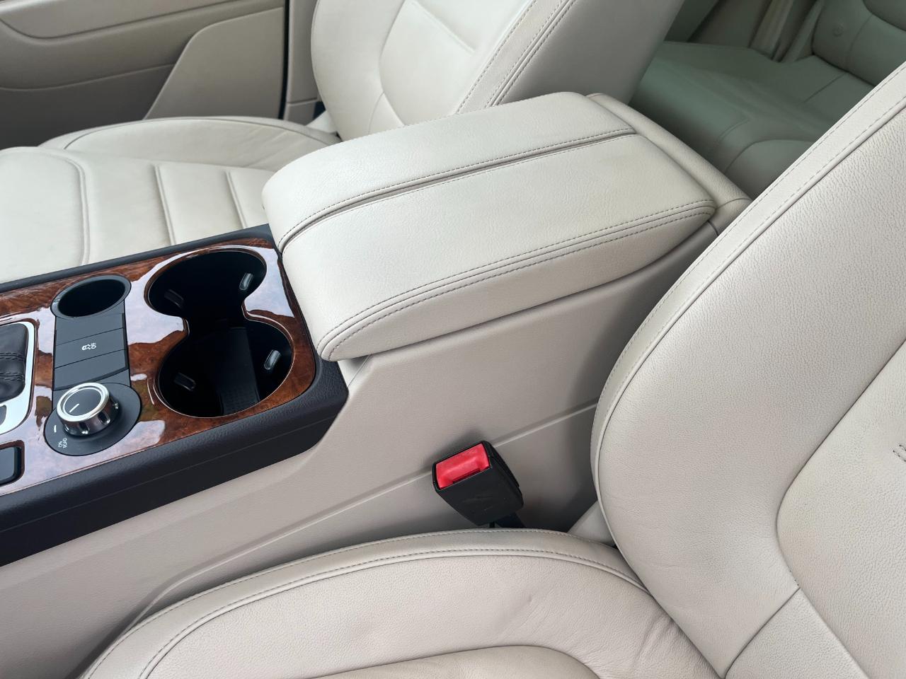 Volkswagen Touareg 4dr TDI Lux 2013
