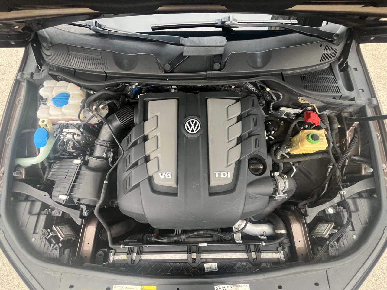 Volkswagen Touareg 4dr TDI Lux 2013