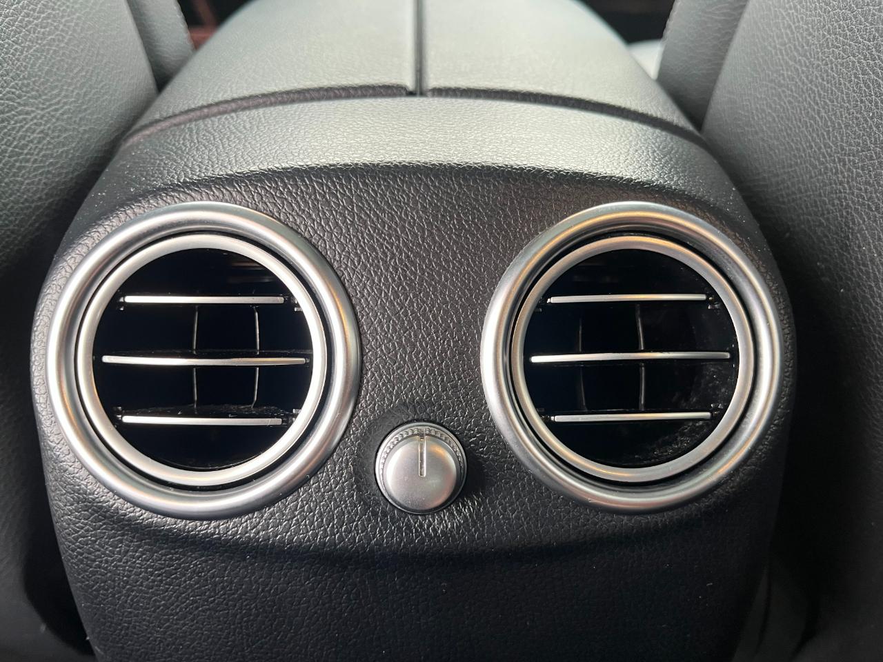Mercedes-Benz GLC-Class GLC300 4MATIC 2021
