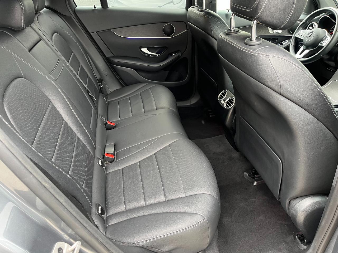 Mercedes-Benz GLC-Class GLC300 4MATIC 2021