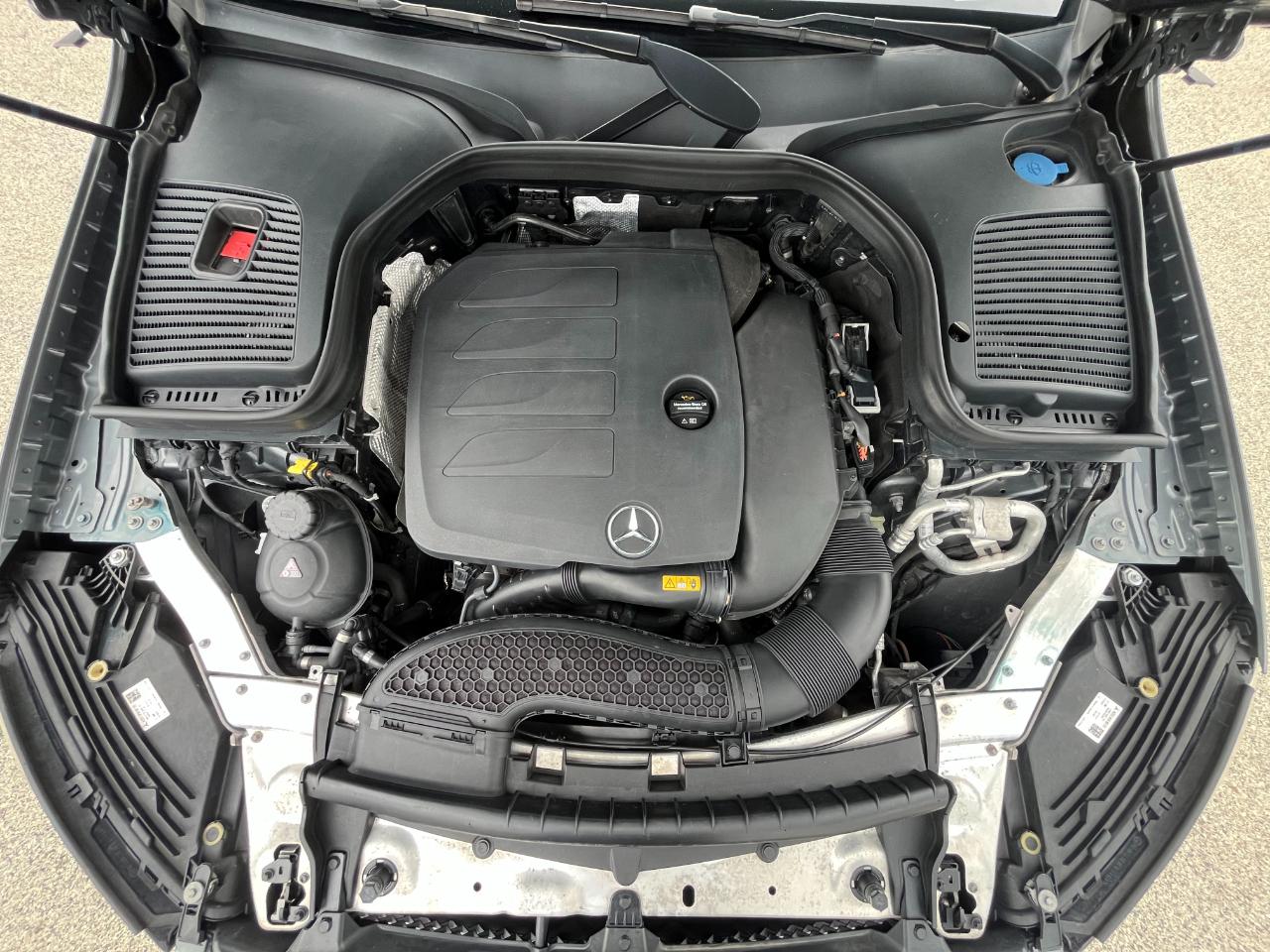 Mercedes-Benz GLC-Class GLC300 4MATIC 2021