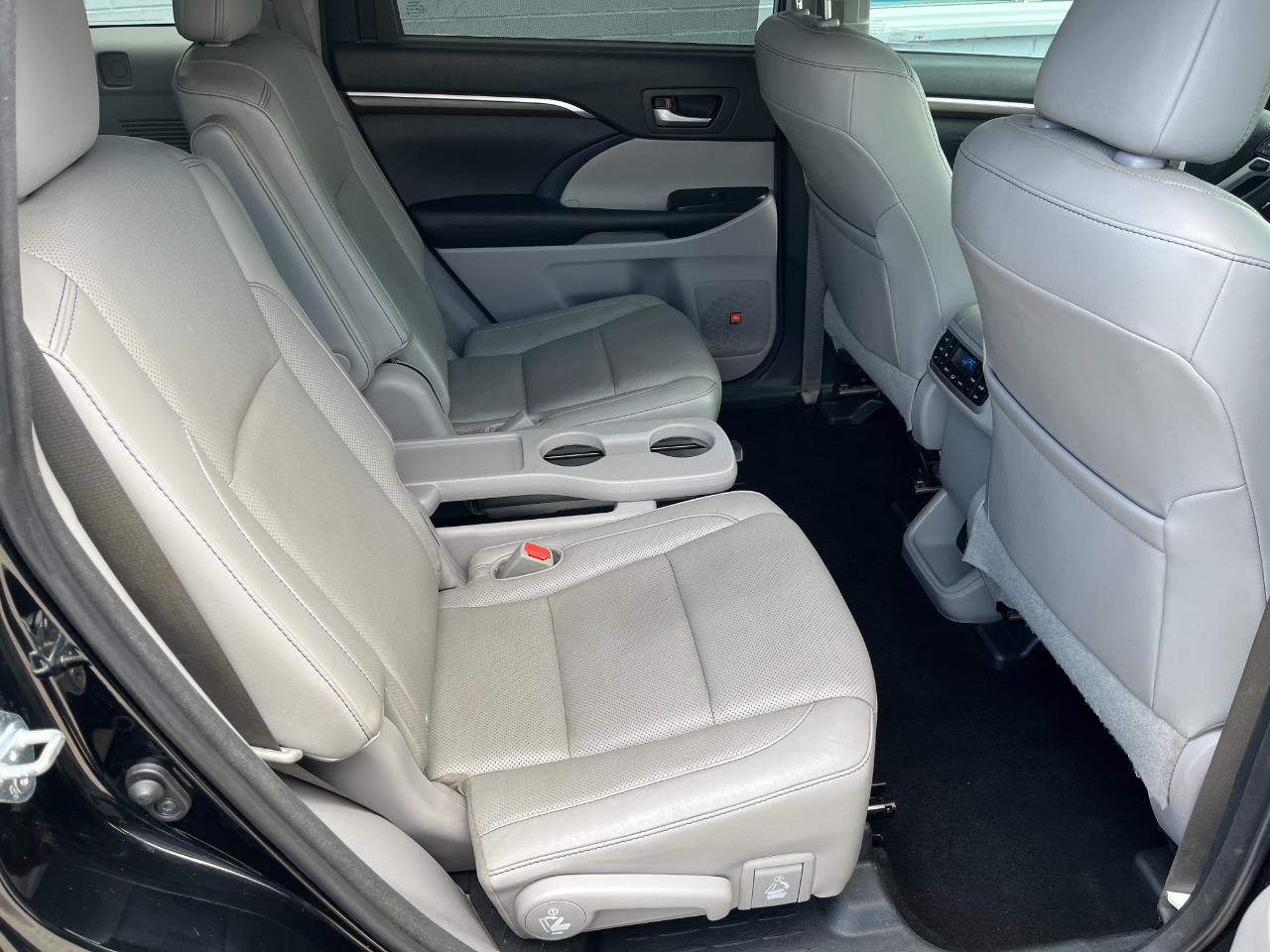 Toyota Highlander Hybrid Limited Platinum AWD 2016