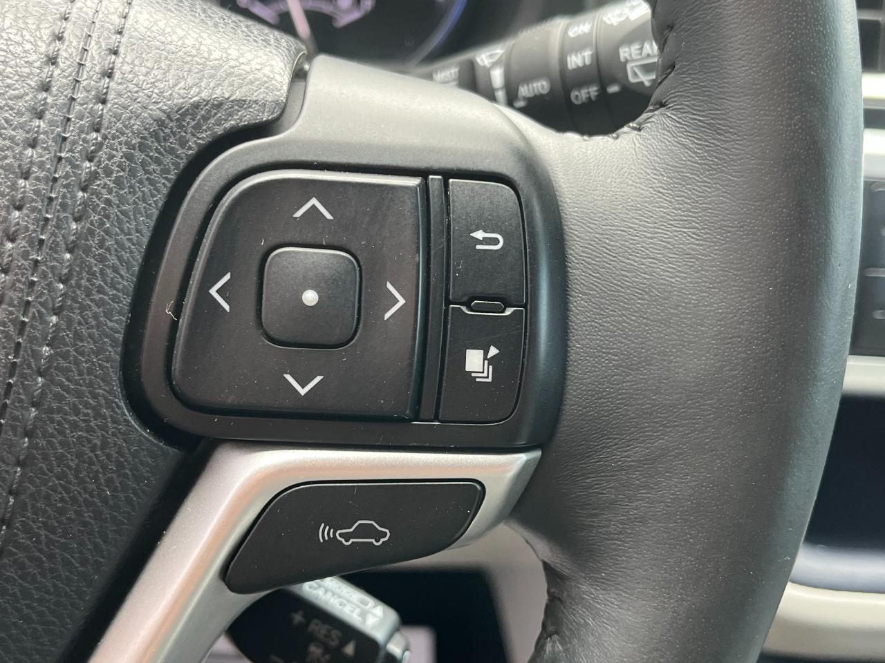 Toyota Highlander Hybrid Limited Platinum AWD 2016