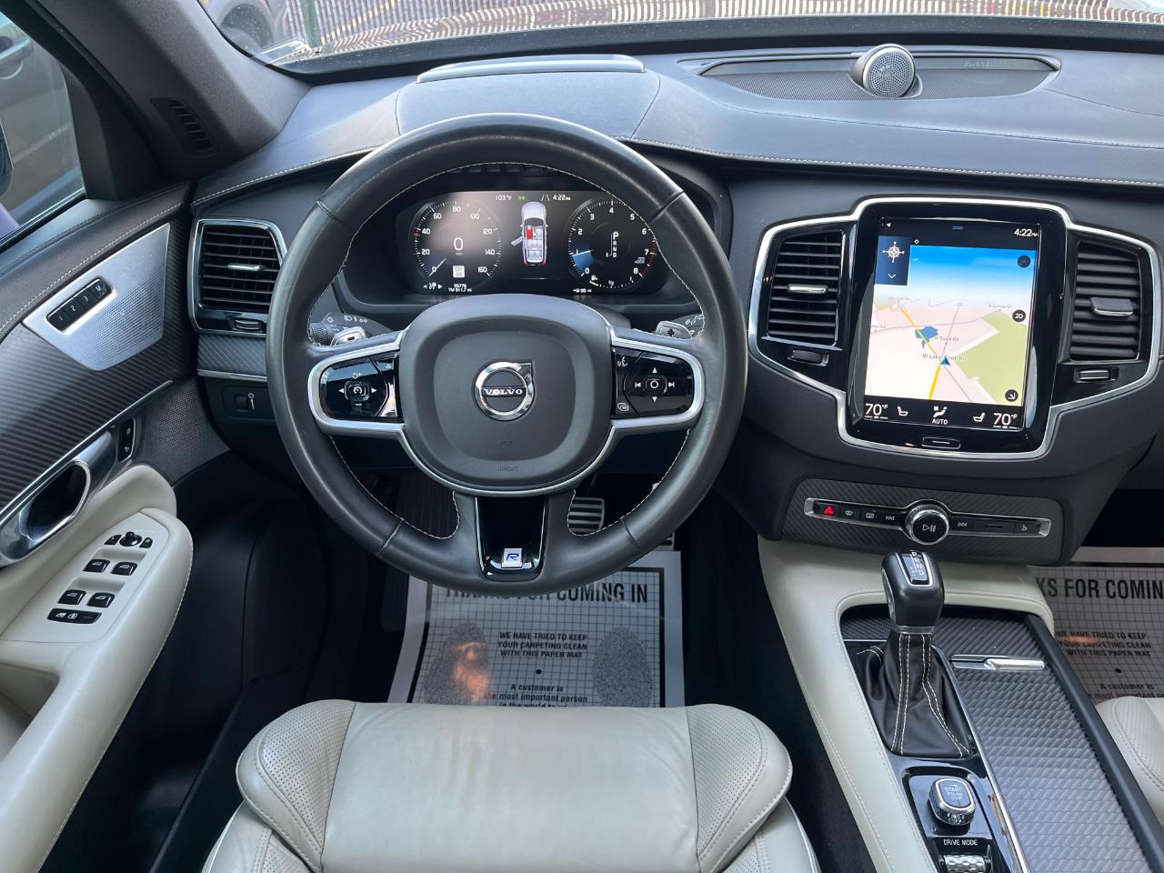 Volvo XC90 photo 14