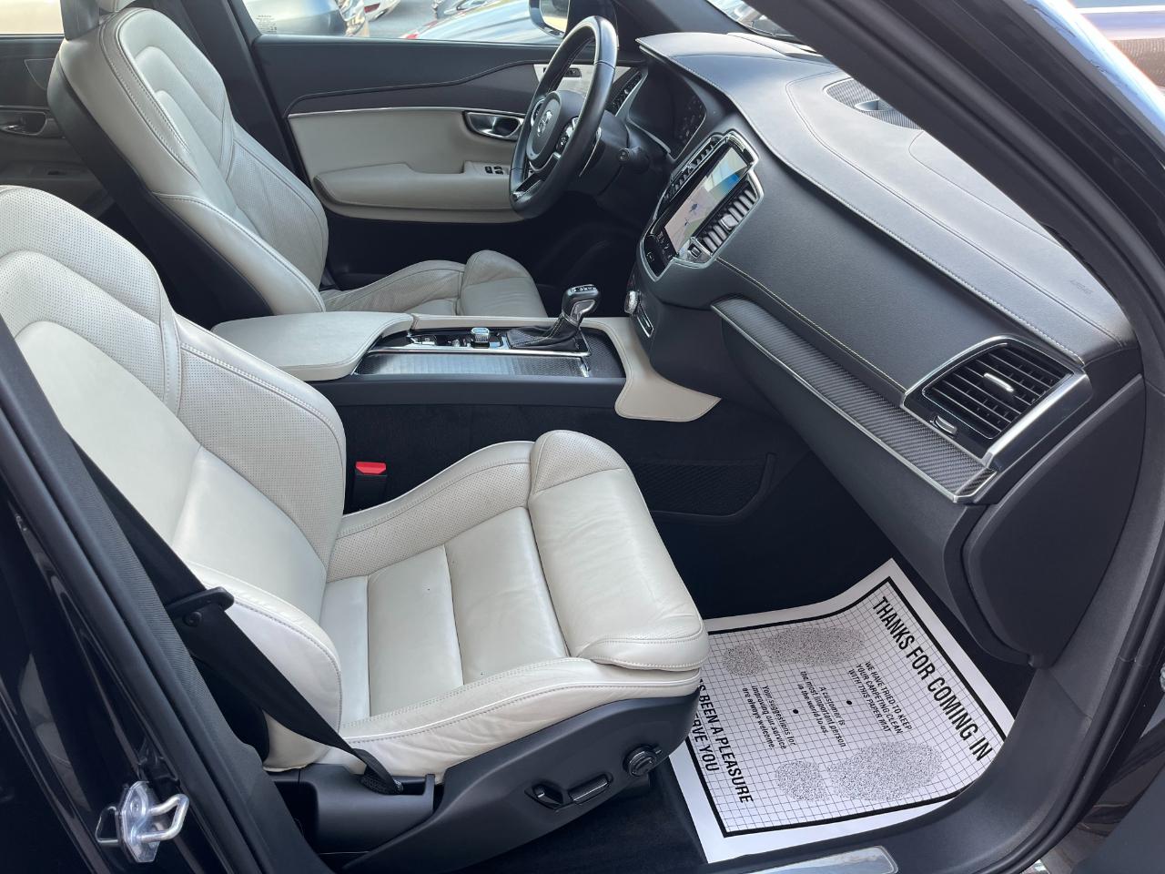 Volvo XC90 photo 20