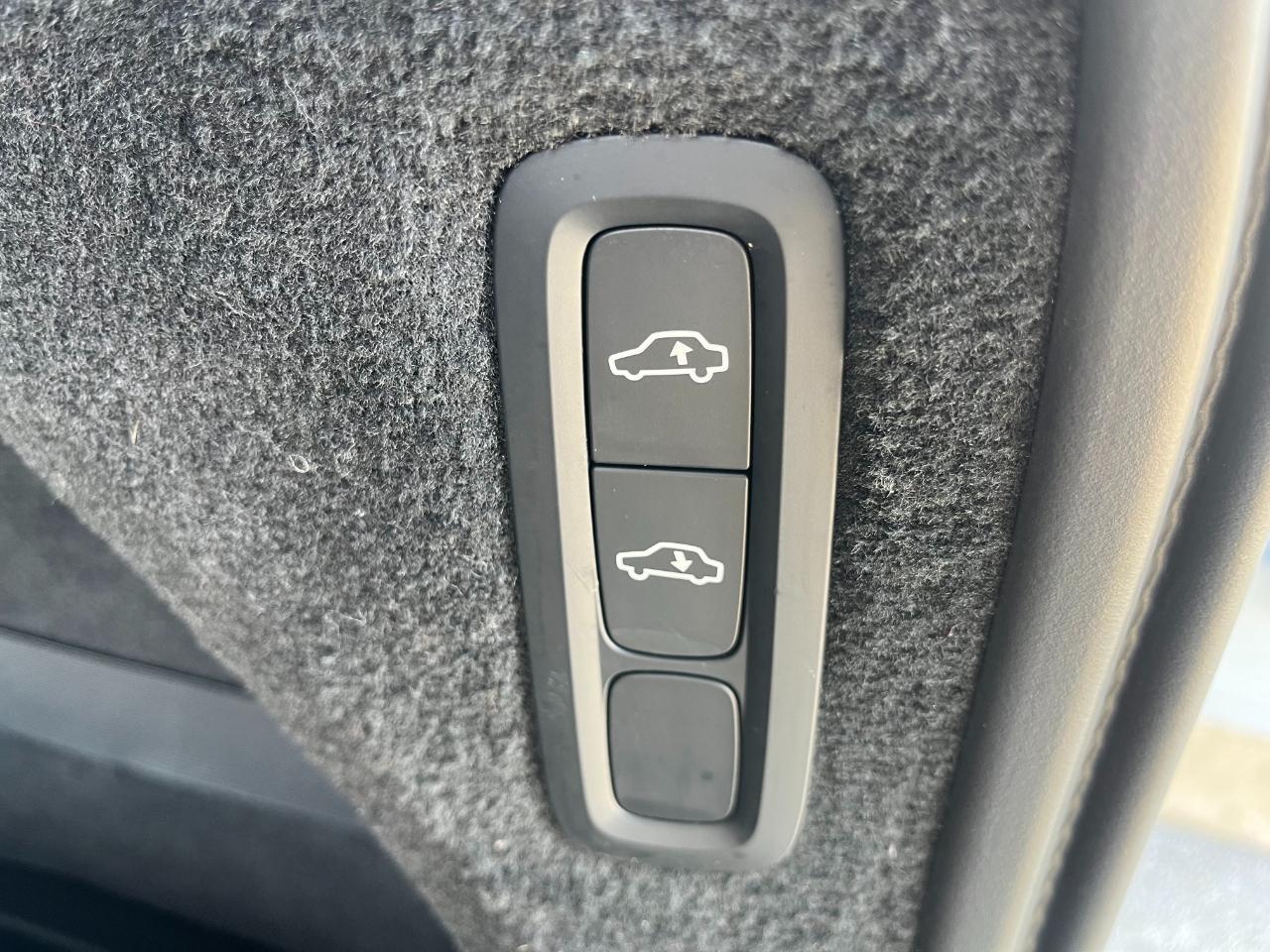 Volvo XC90 photo 44