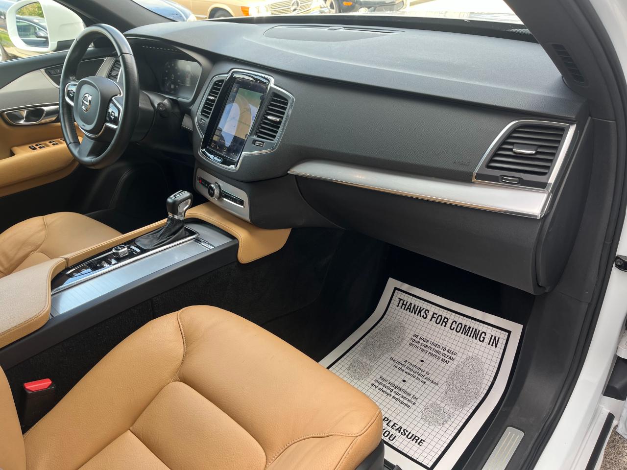 Volvo XC90 T6 Momentum AWD 2017