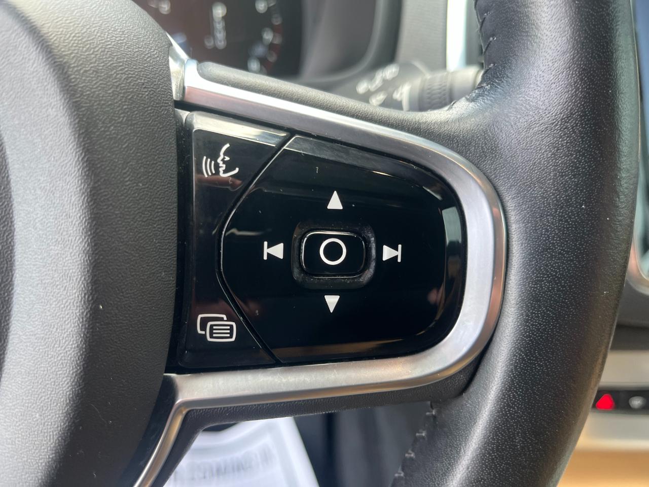 Volvo XC90 T6 Momentum AWD 2017
