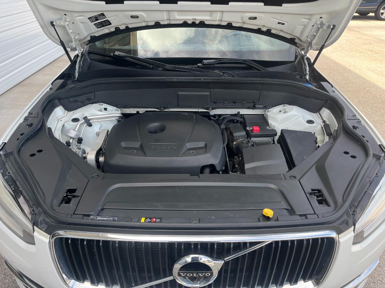 Volvo XC90 T6 Momentum AWD 2017