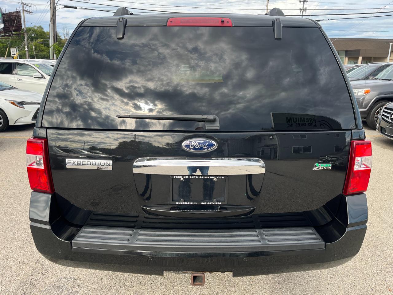 Ford Expedition photo 4