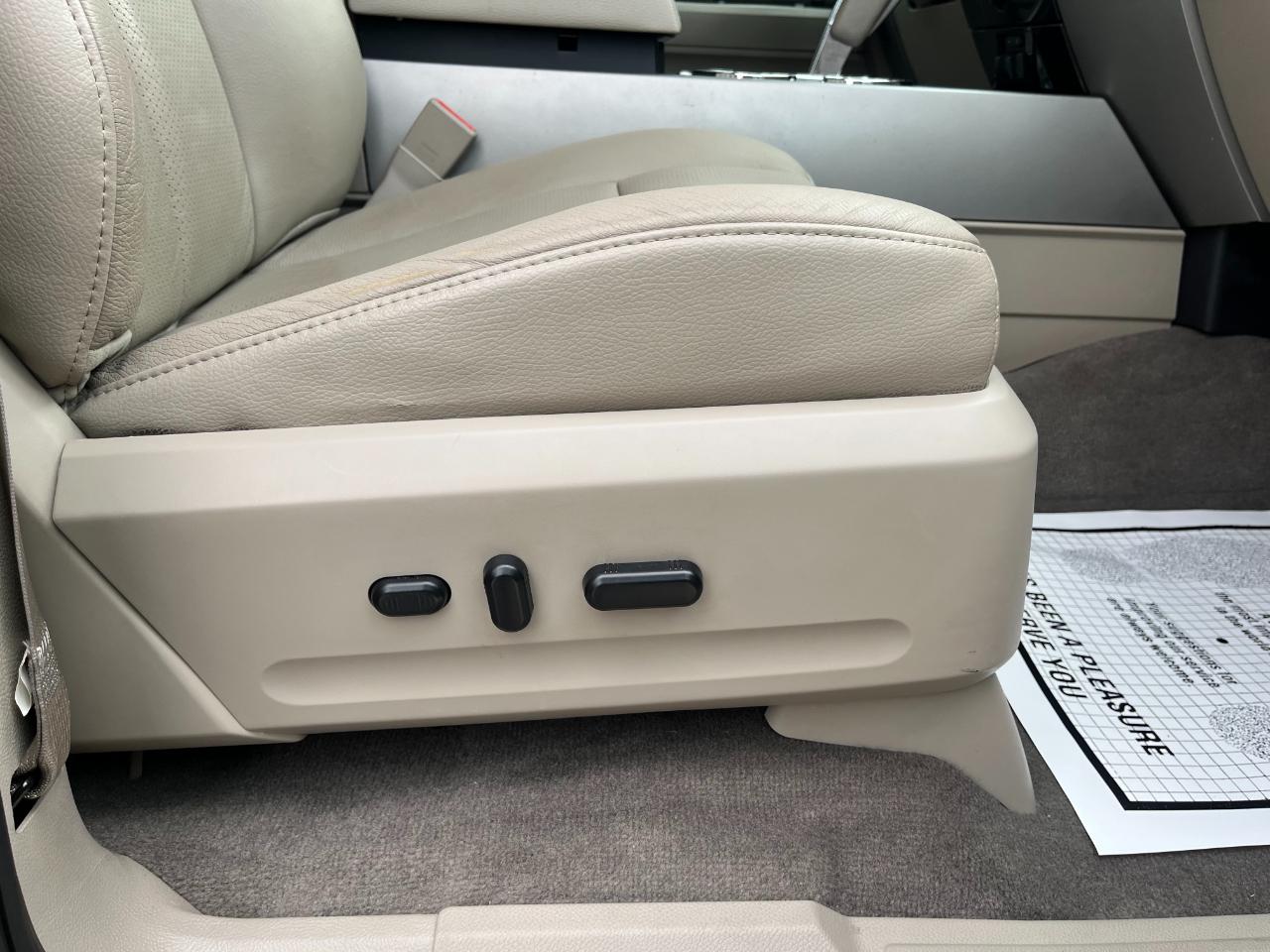 Ford Expedition photo 29