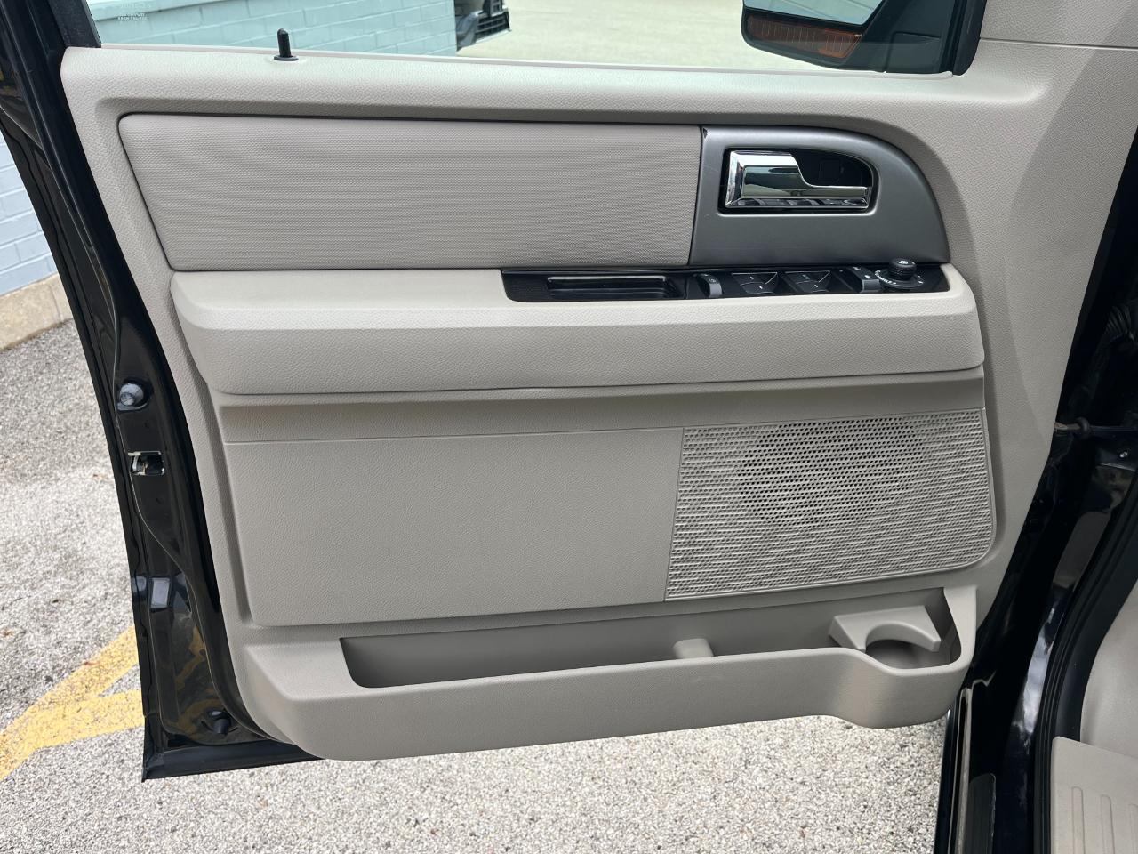 Ford Expedition photo 32