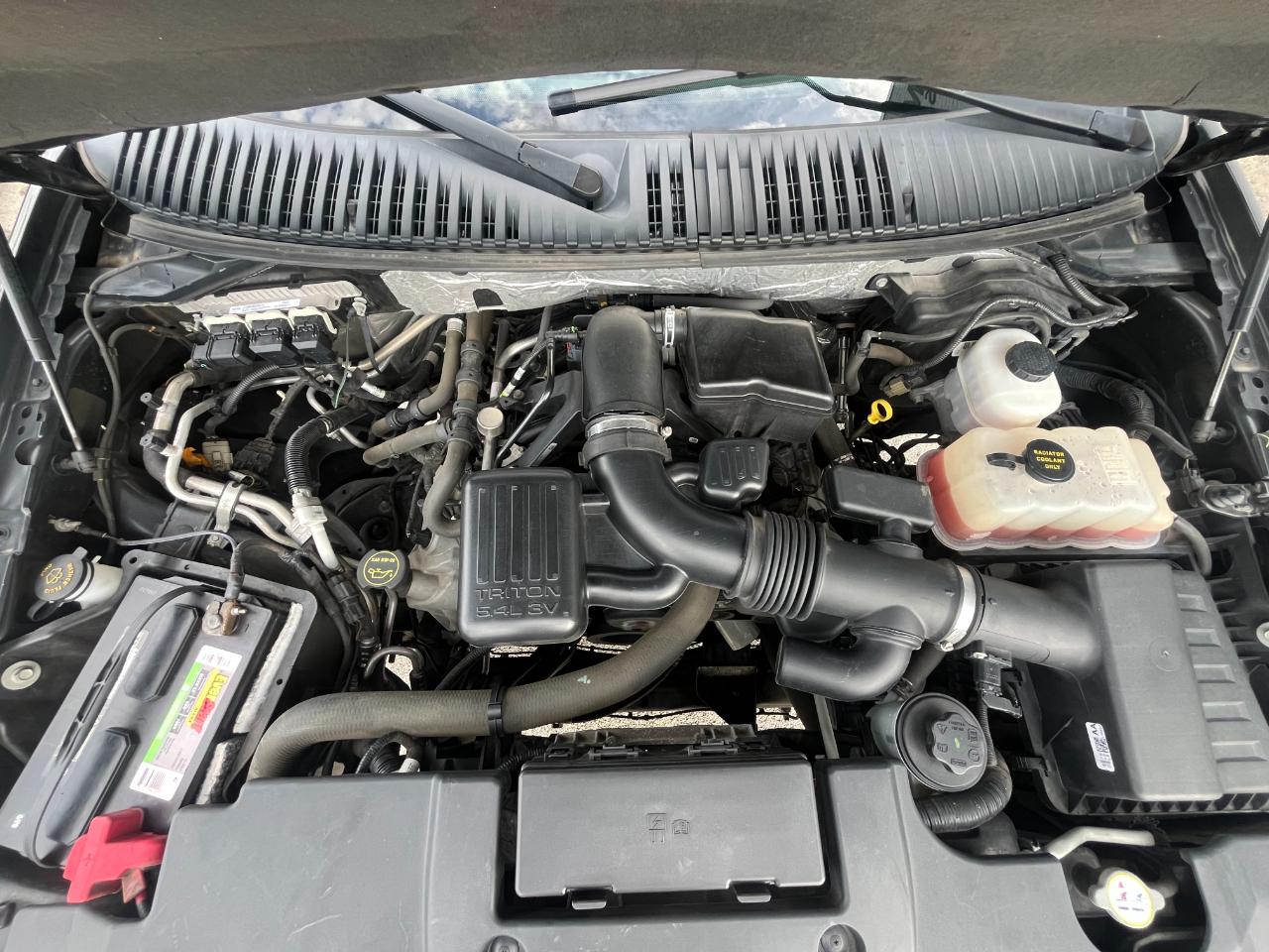 Ford Expedition photo 52