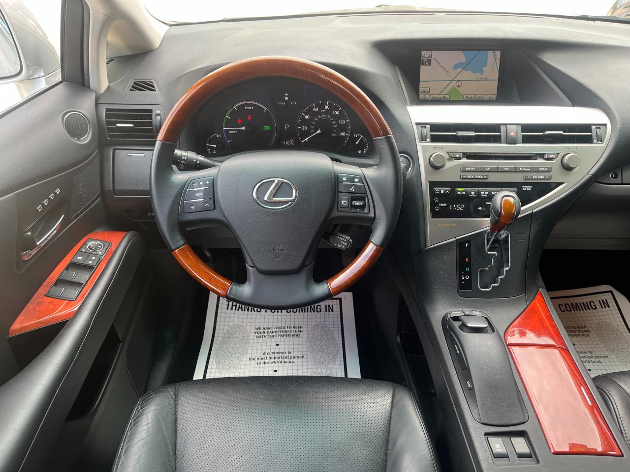 Lexus RX photo 20